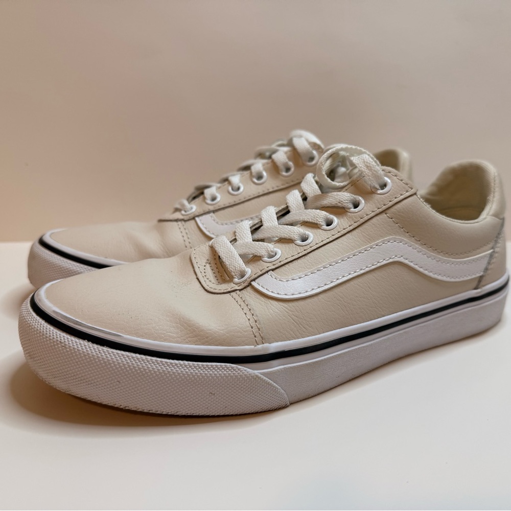 Vans Women’s sneaker size 8.5